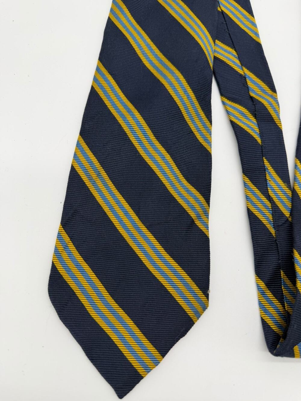 Brooks Brothers Makers 100% Silk Tie Navy Blue Gold Stripped Neck Tie USA Made